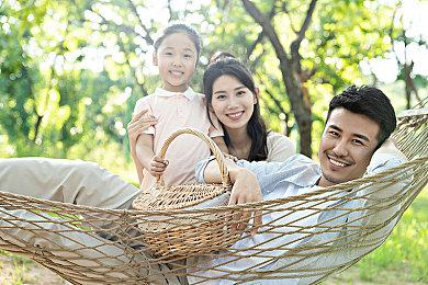 任天堂Switch《符文工厂５》将发布系列历代服装